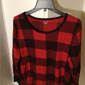 Old Navy Long Sleeve Scoop Neck Top.  Size XL